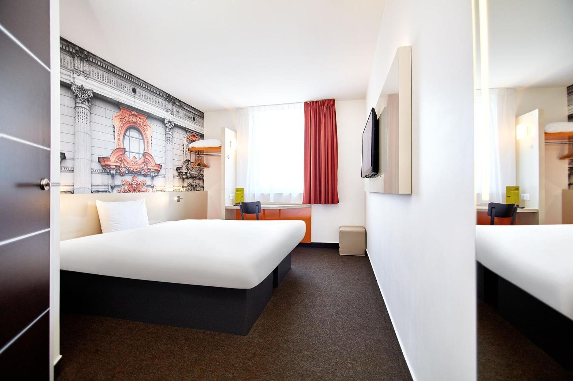 Centrum Hotel 2*